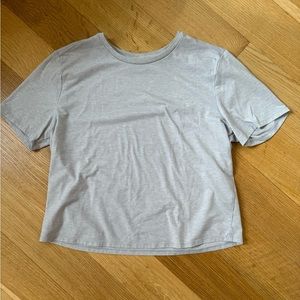EUC Outdoor Voices Cloudknit Boxy Short Sleeve Tee